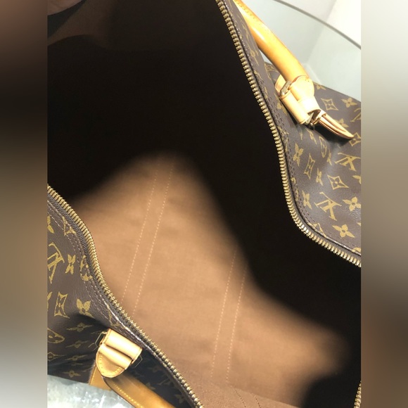 Authentic Louis Vuitton Keepall 50 Travel Bag - Picture 3 of 7